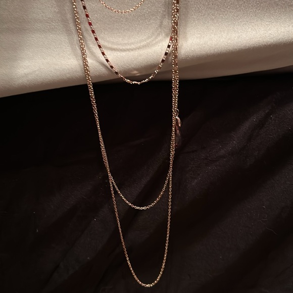 Layered Rose Gold Necklace 💗 - Picture 3 of 7